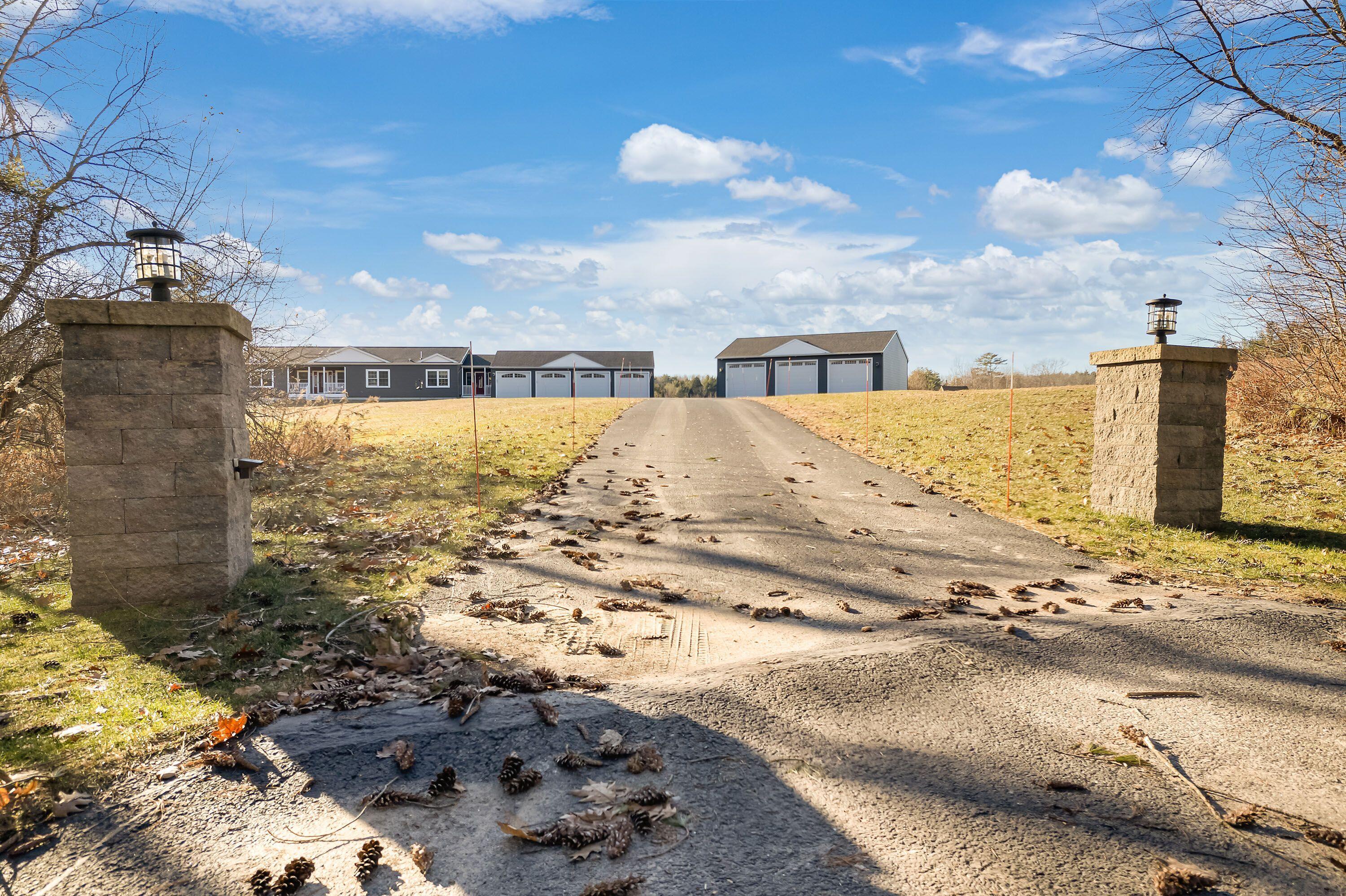 586 Foster Road Auburn ME 04210