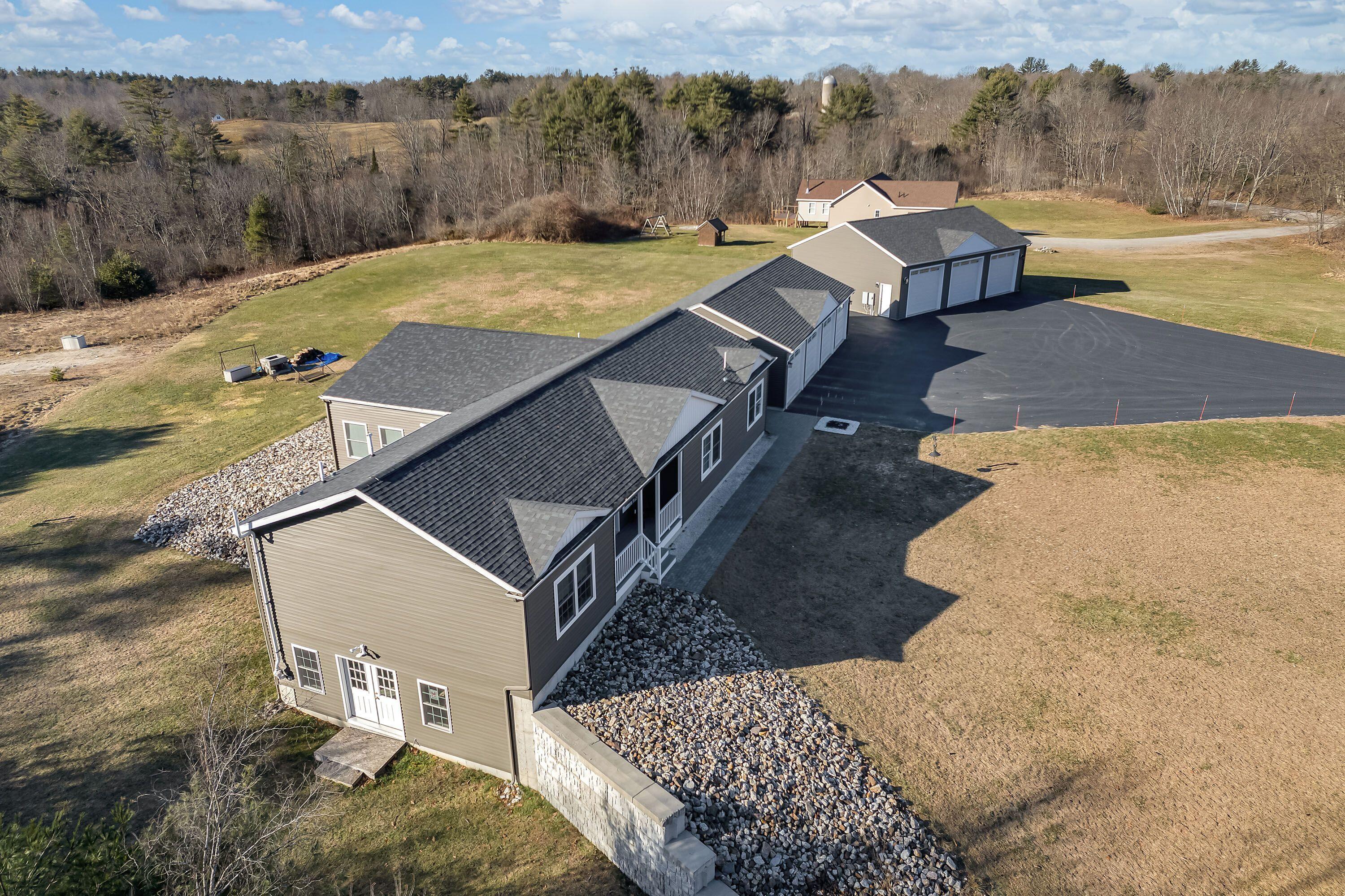 586 Foster Road Auburn ME 04210
