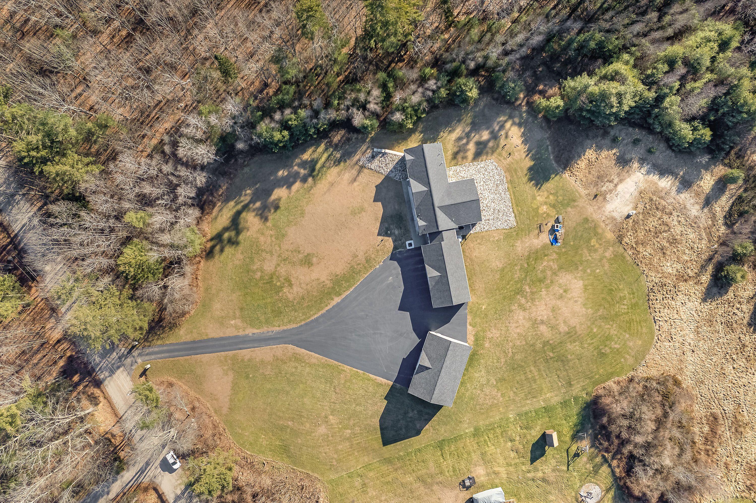 586 Foster Road Auburn ME 04210