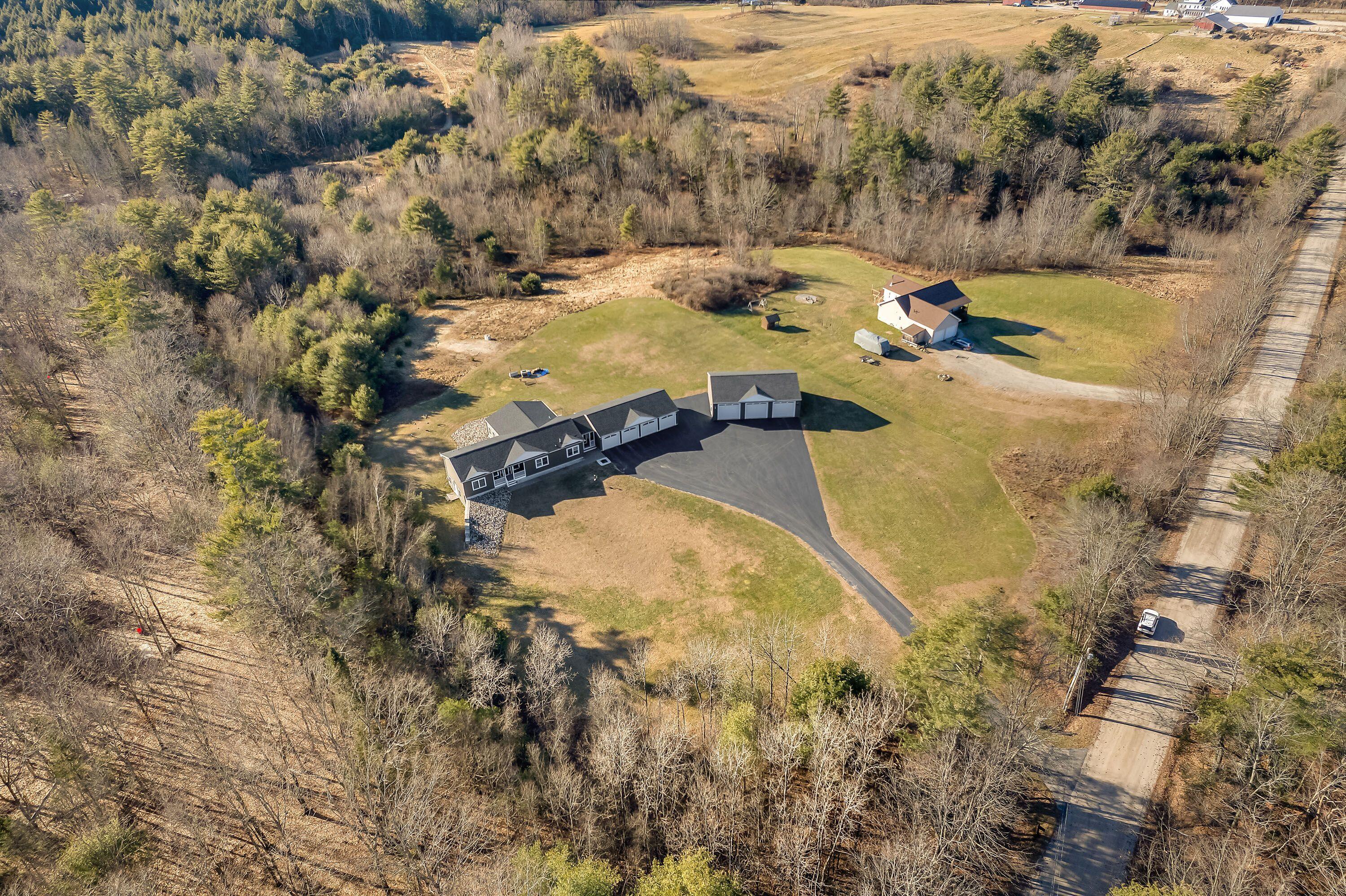 586 Foster Road Auburn ME 04210