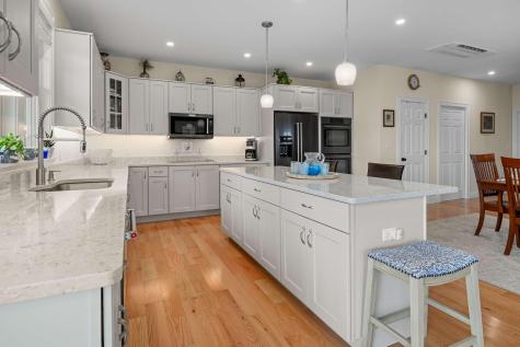 42 Seaview Drive Wells ME 04090
