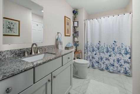 42 Seaview Drive Wells ME 04090