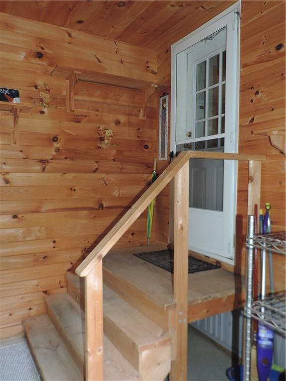 26 Hackett Road Winterport ME 04496