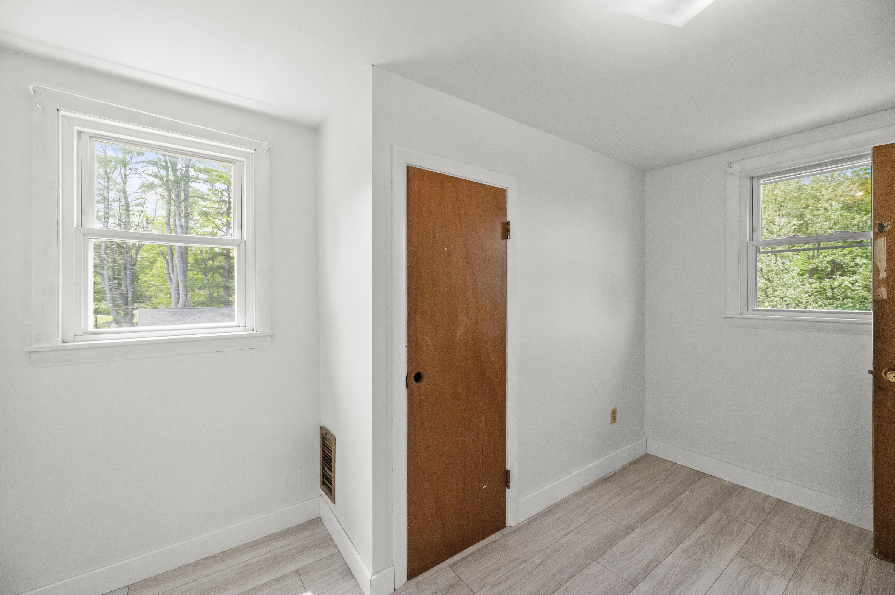 826 Riverside Augusta ME 04330