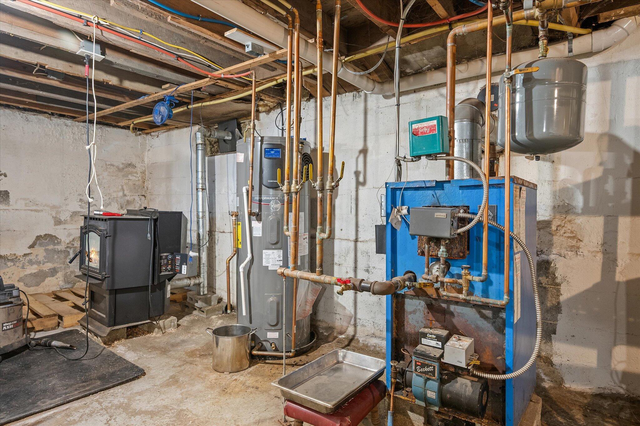 1241 N Main Street Brewer ME 04412