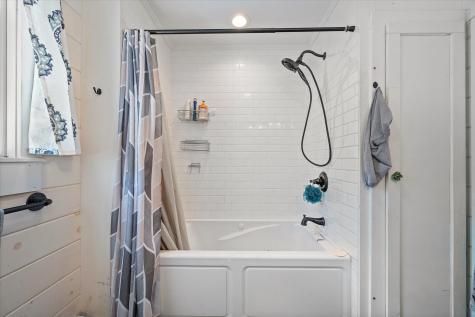 1241 N Main Street Brewer ME 04412