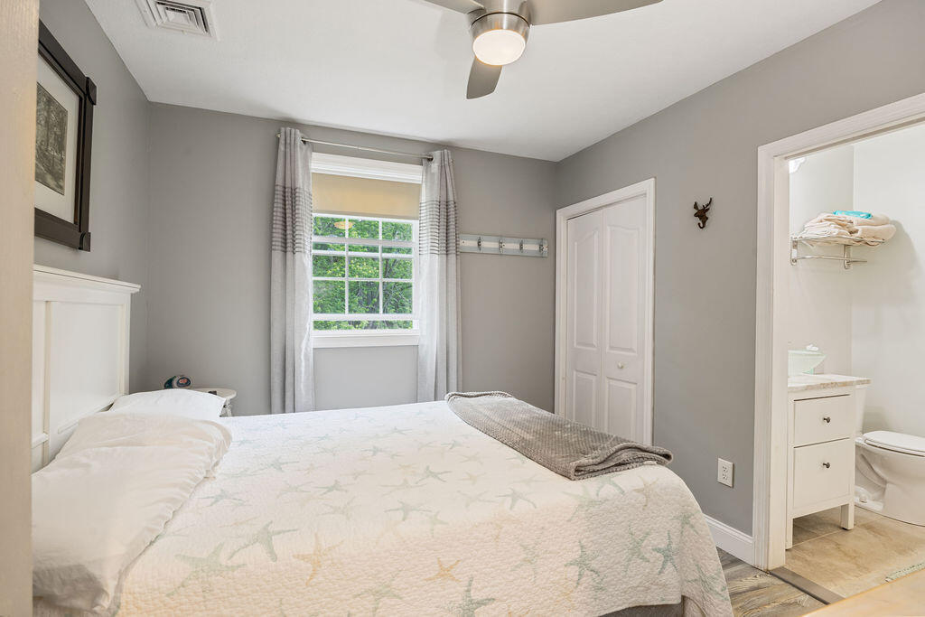 24 Dragon Back Road Naples ME 04055