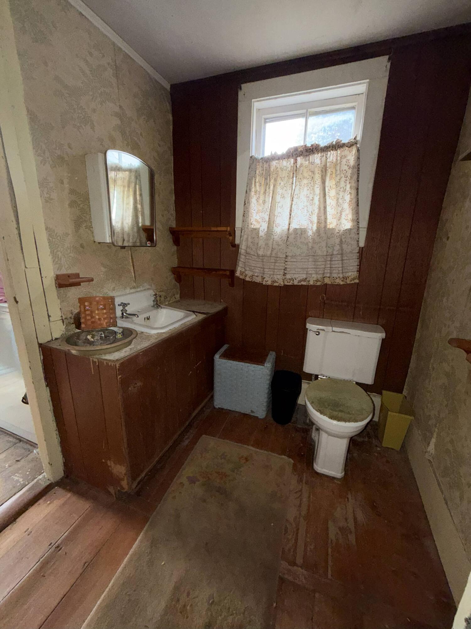 489 Back Road Skowhegan ME 04976