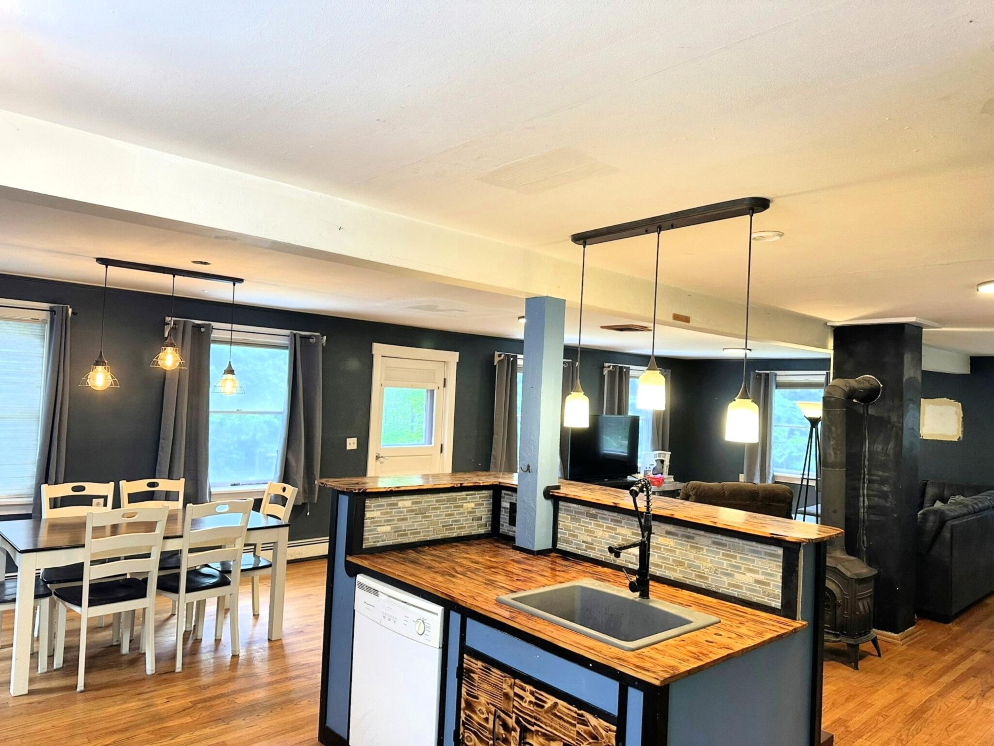 491 W Main Street Waldoboro ME 04572