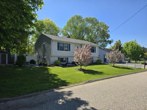 5 Roland Avenue Lewiston ME 04240