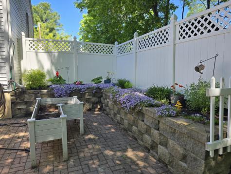 5 Roland Avenue Lewiston ME 04240