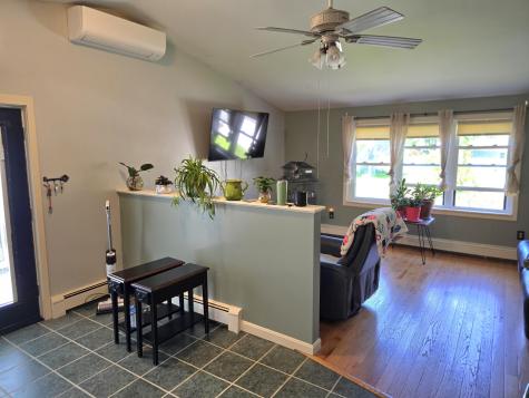 5 Roland Avenue Lewiston ME 04240