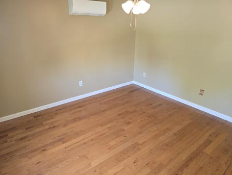 5 Roland Avenue Lewiston ME 04240