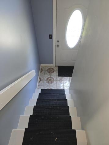 5 Roland Avenue Lewiston ME 04240