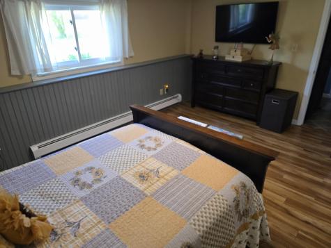 5 Roland Avenue Lewiston ME 04240