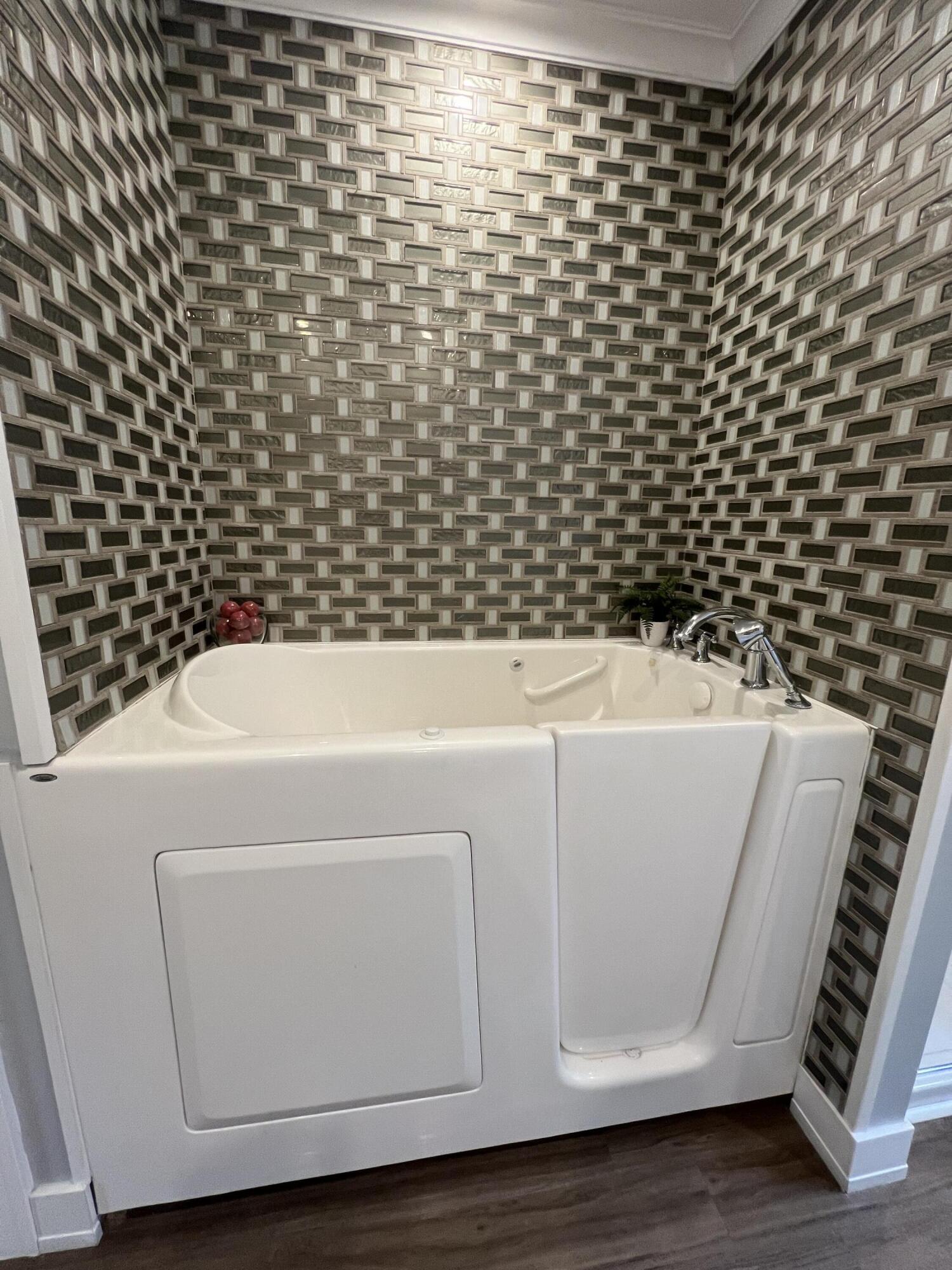 72 Cedar Street Calais ME 04619