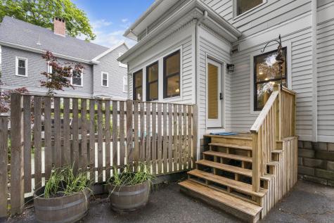 15 Amherst Street Portland ME 04103