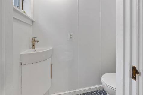15 Amherst Street Portland ME 04103