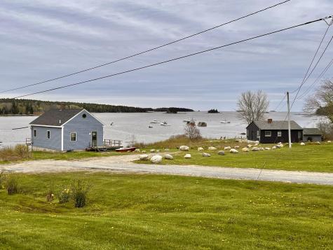 24 Creek Road Bremen ME 04551