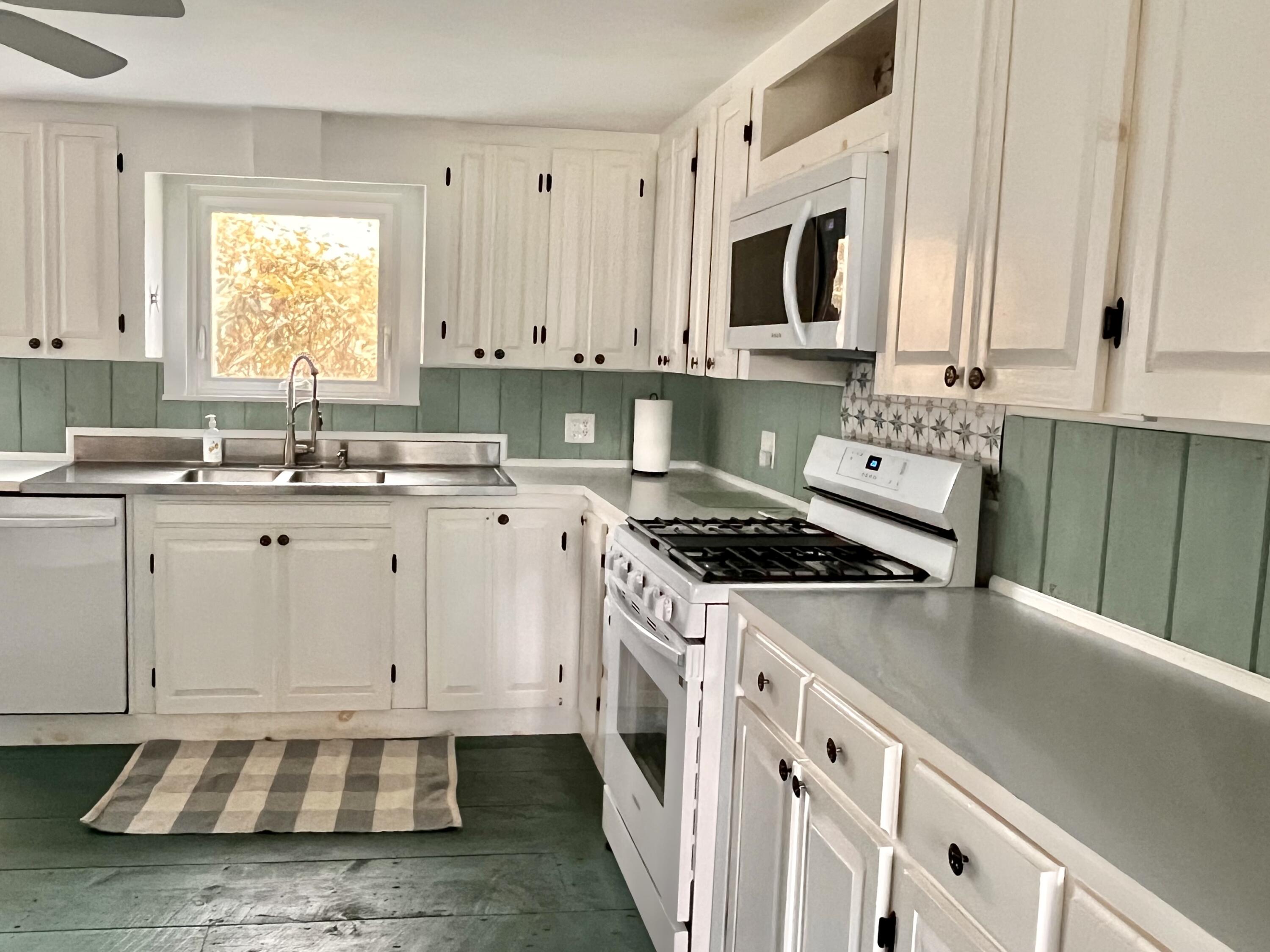 24 Creek Road Bremen ME 04551