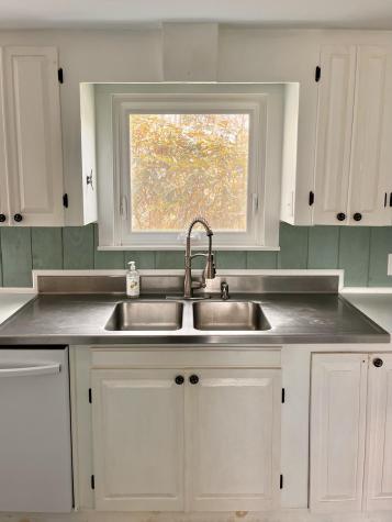 24 Creek Road Bremen ME 04551