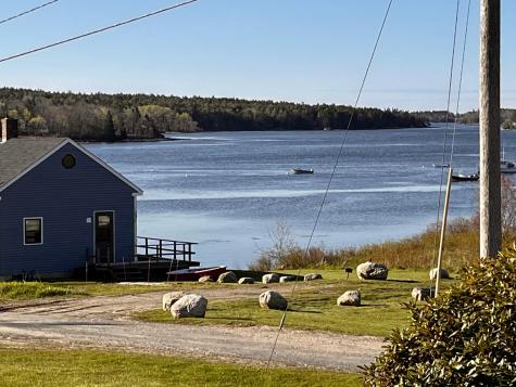 24 Creek Road Bremen ME 04551