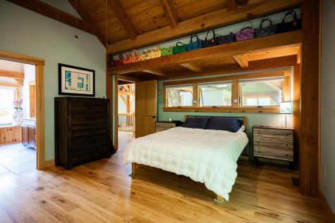 37 Cobb Road Raymond ME 04071