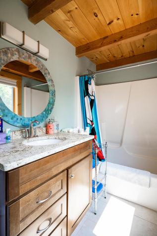 37 Cobb Road Raymond ME 04071