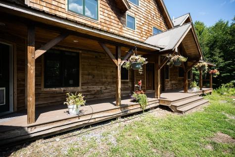 37 Cobb Road Raymond ME 04071