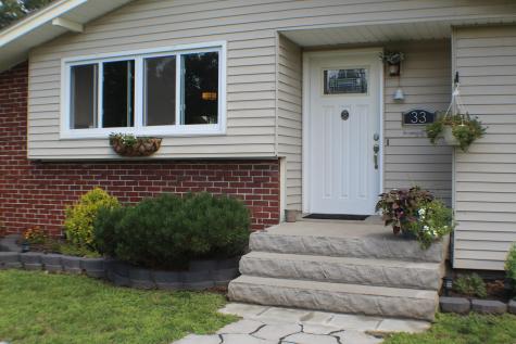 33 Blayne Street Dixfield ME 04224
