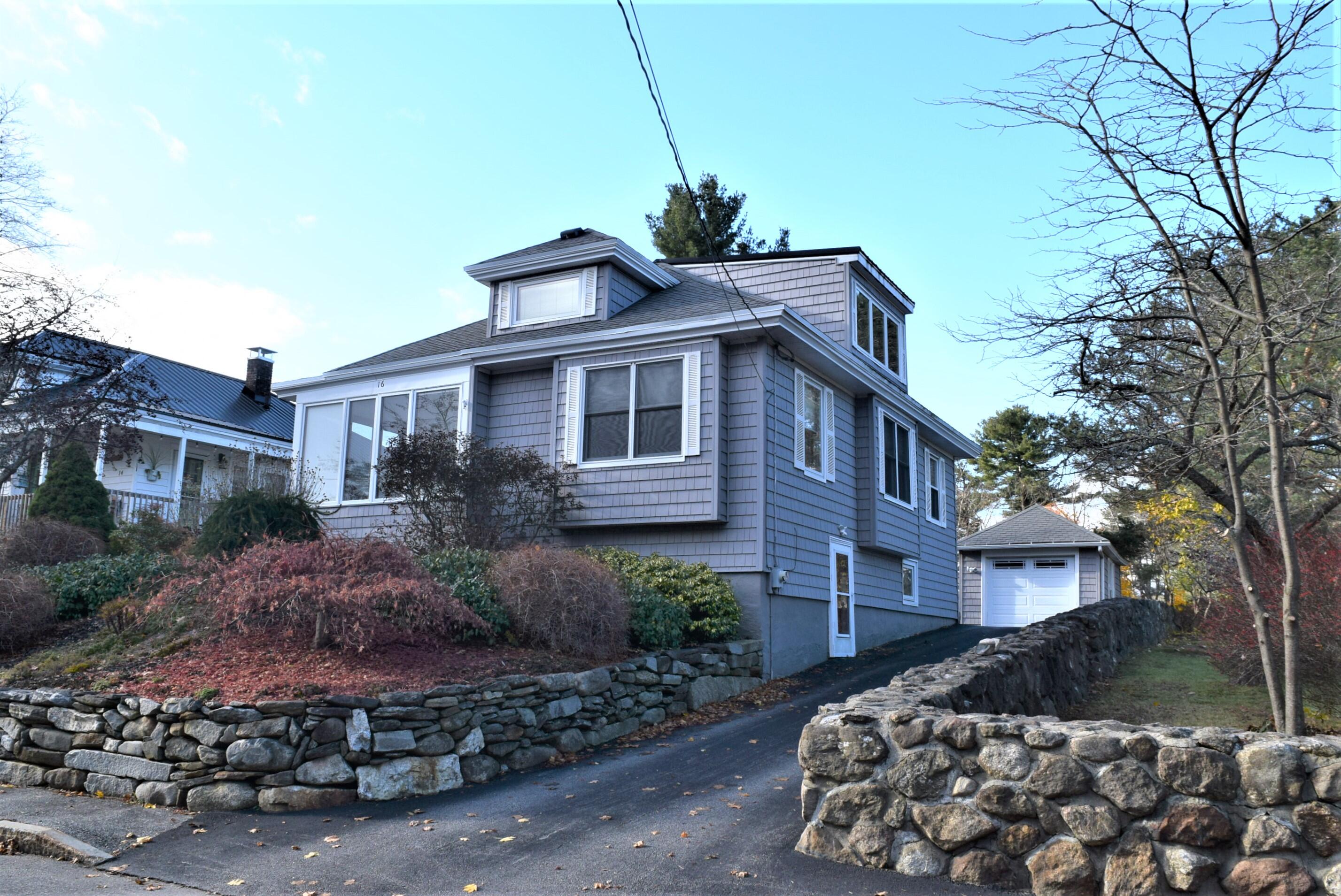 16 Beacon Avenue Auburn ME 04210
