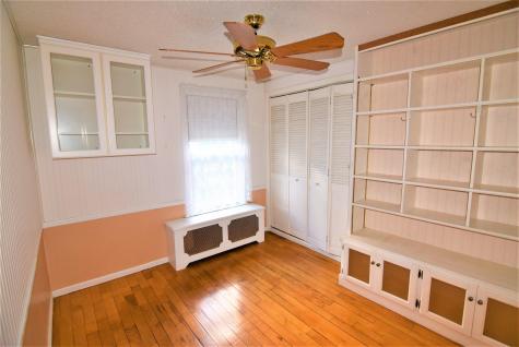 16 Beacon Avenue Auburn ME 04210
