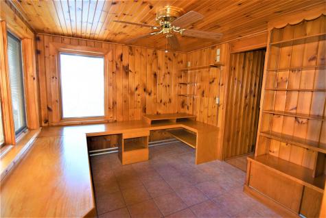 16 Beacon Avenue Auburn ME 04210