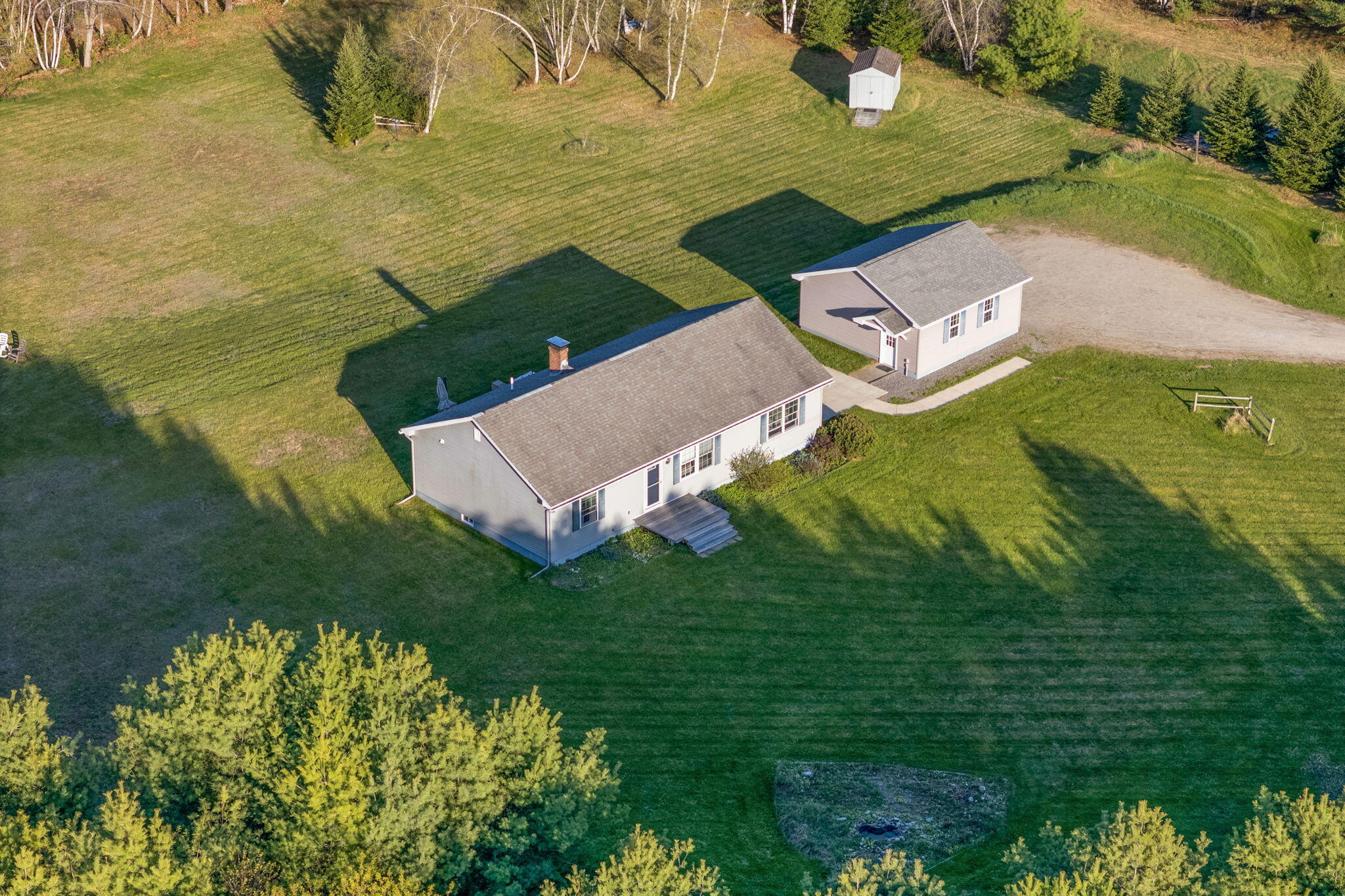 95 Sumner Road Leeds ME 04263
