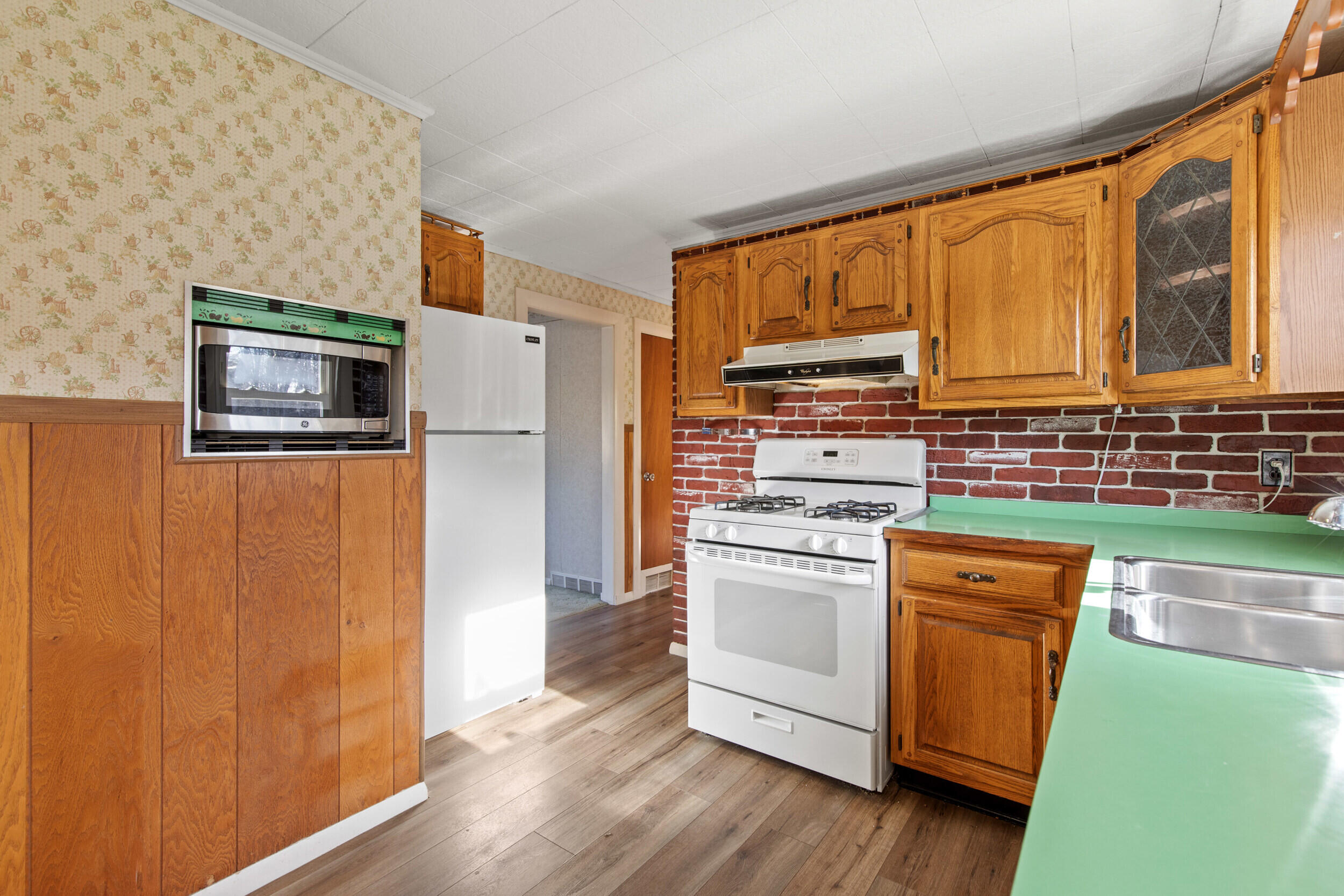 107 W Gray Road Gray ME 04039