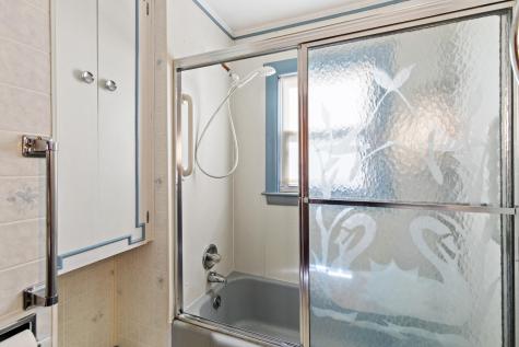 107 W Gray Road Gray ME 04039