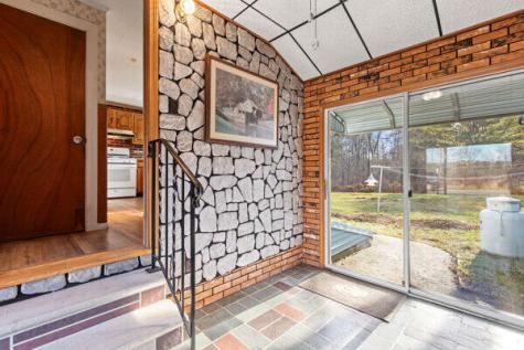 107 W Gray Road Gray ME 04039