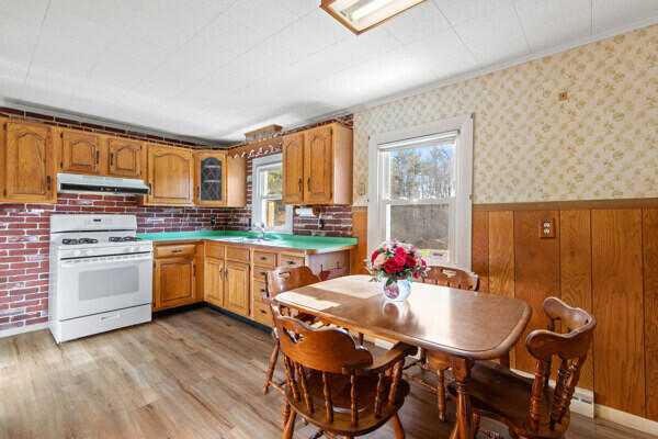 107 W Gray Road Gray ME 04039