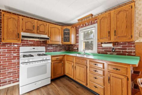 107 W Gray Road Gray ME 04039