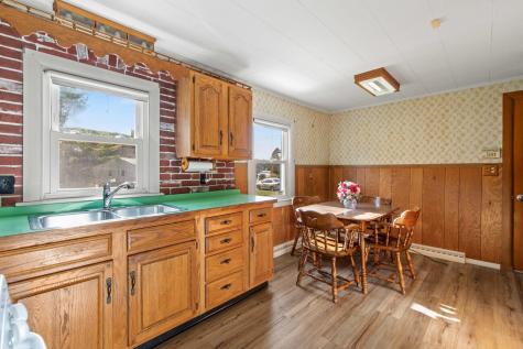 107 W Gray Road Gray ME 04039