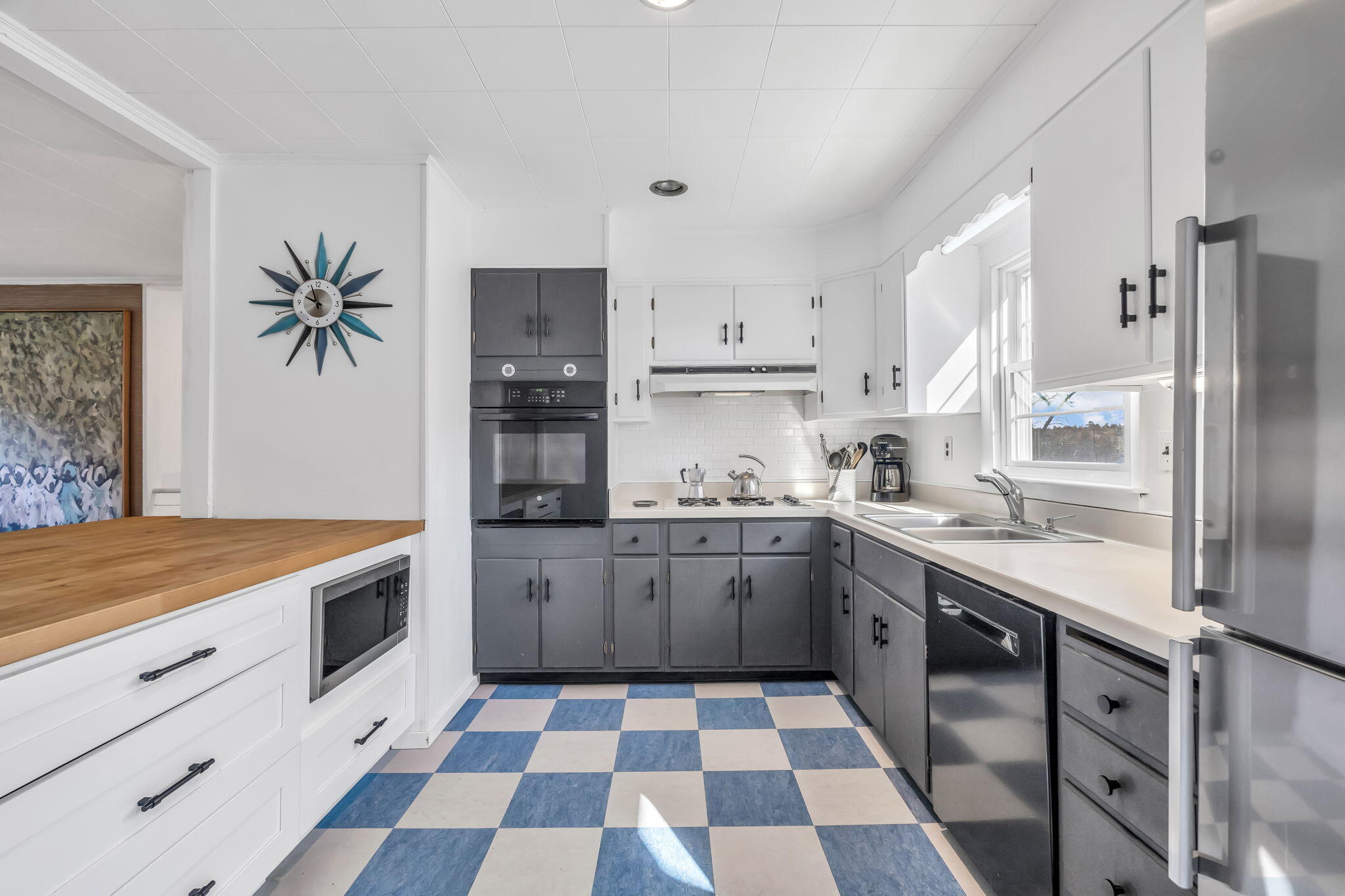 576 Pleasant Point Road Cushing ME 04563