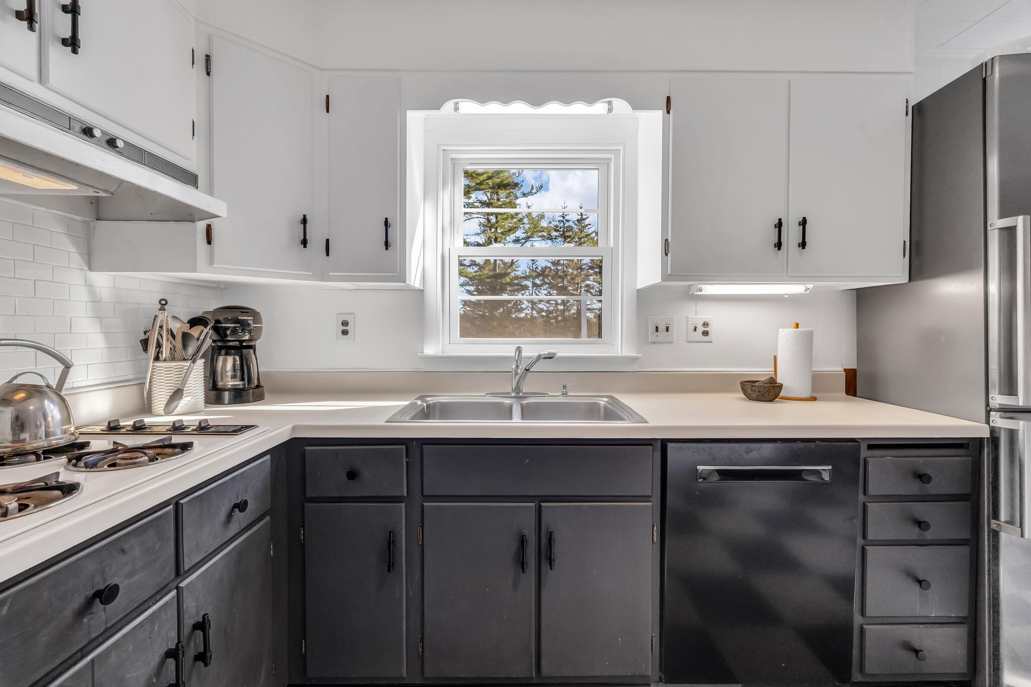 576 Pleasant Point Road Cushing ME 04563