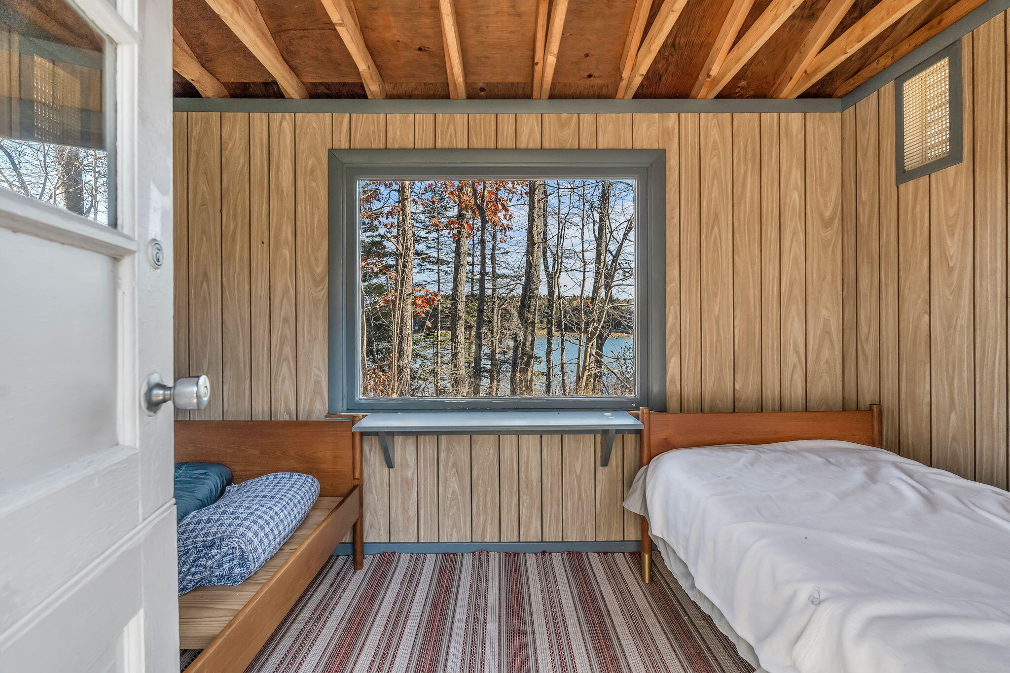 576 Pleasant Point Road Cushing ME 04563