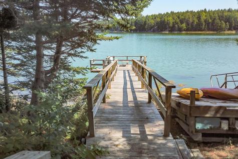 576 Pleasant Point Road Cushing ME 04563