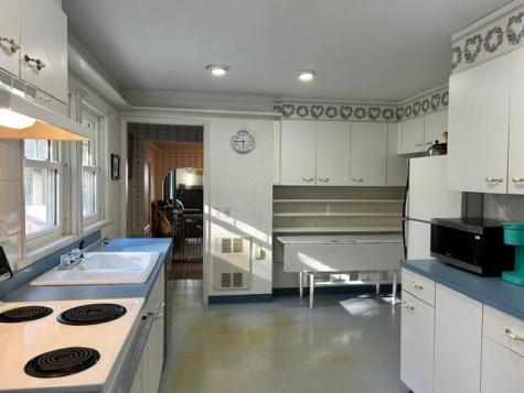 35 Dunning Boulevard Bangor ME 04401