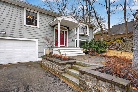 10 Twin Island Drive Biddeford ME 04005