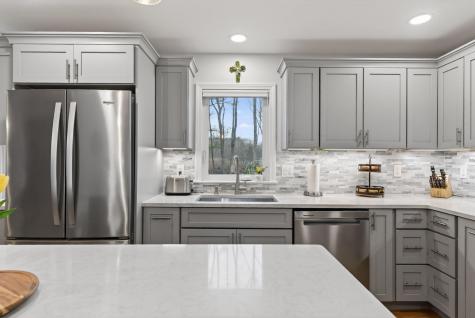 10 Twin Island Drive Biddeford ME 04005