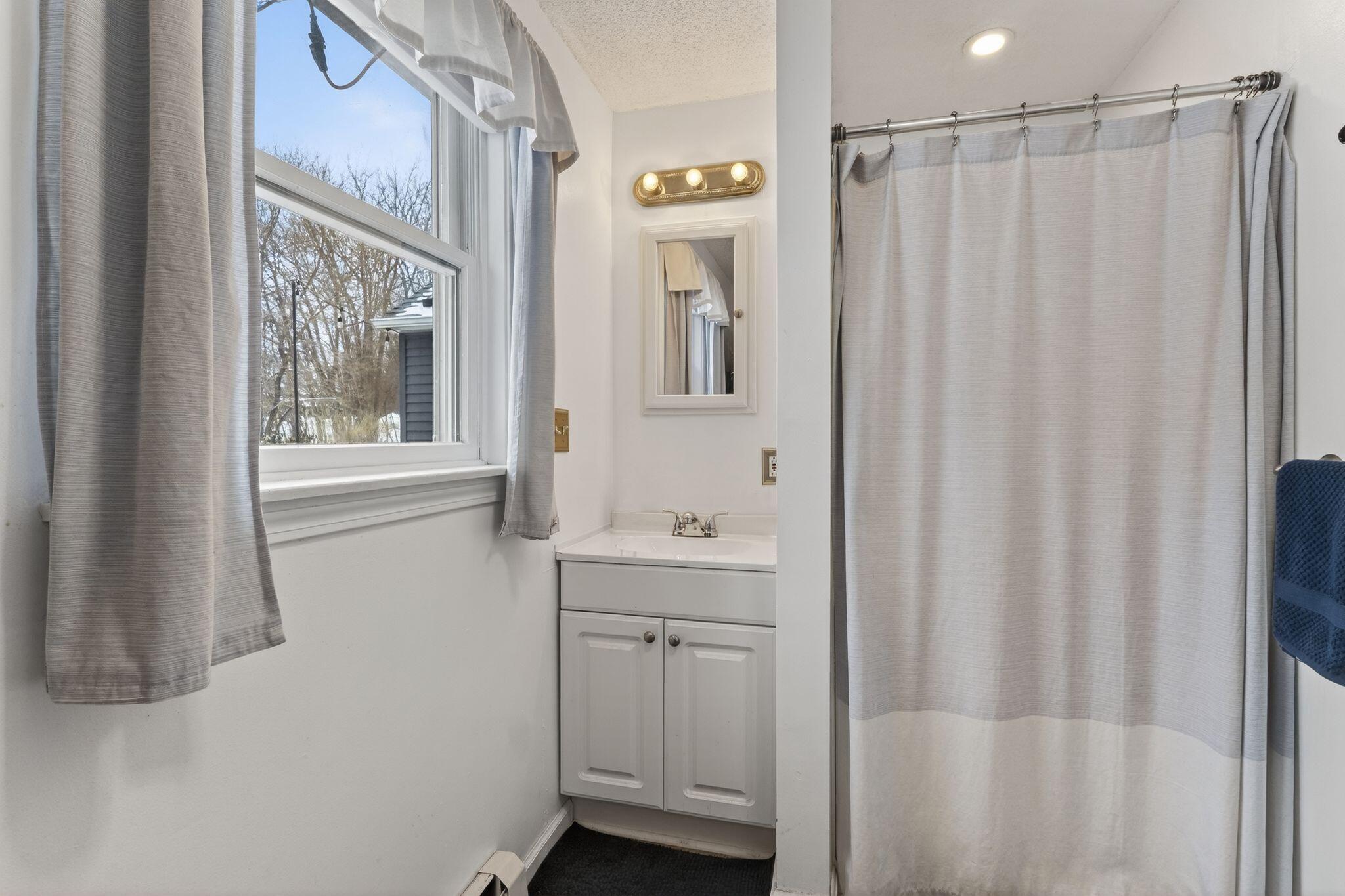 8 Arbor View Lane Scarborough ME 04074