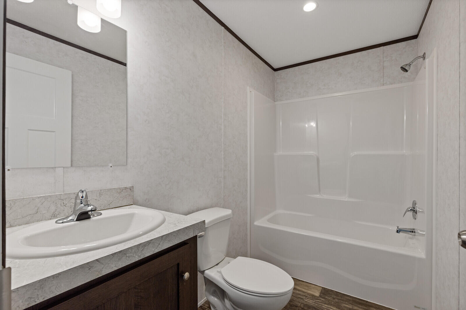 642 Hanson Road China ME 04358