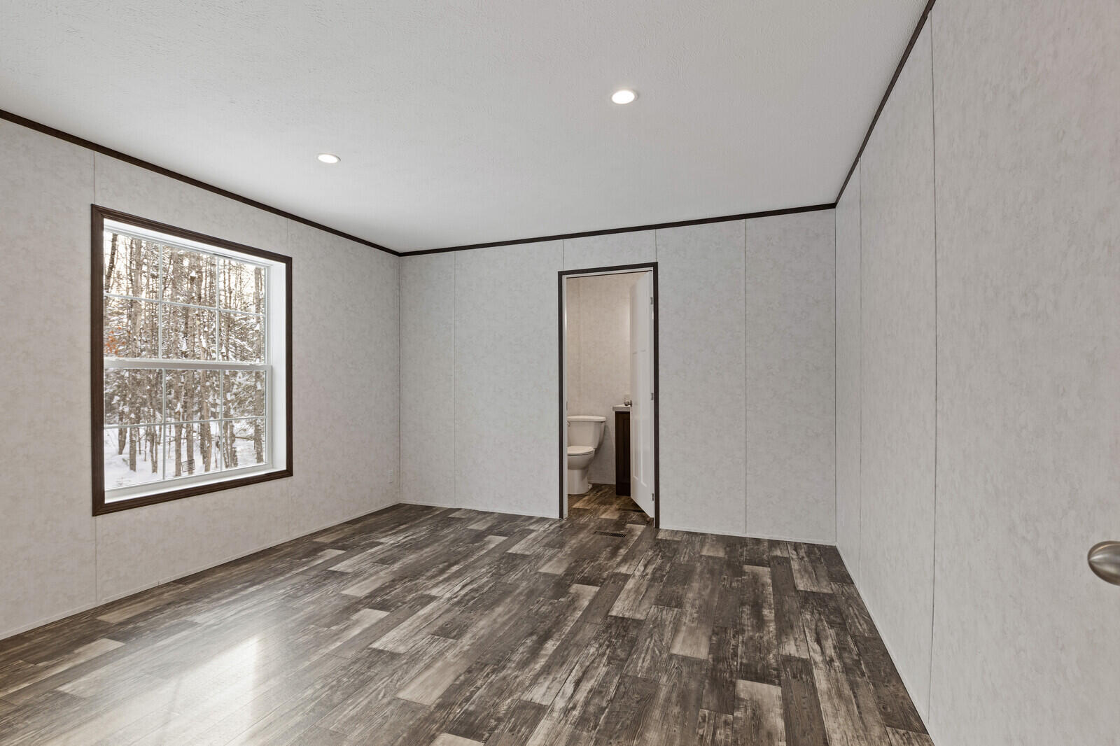 642 Hanson Road China ME 04358